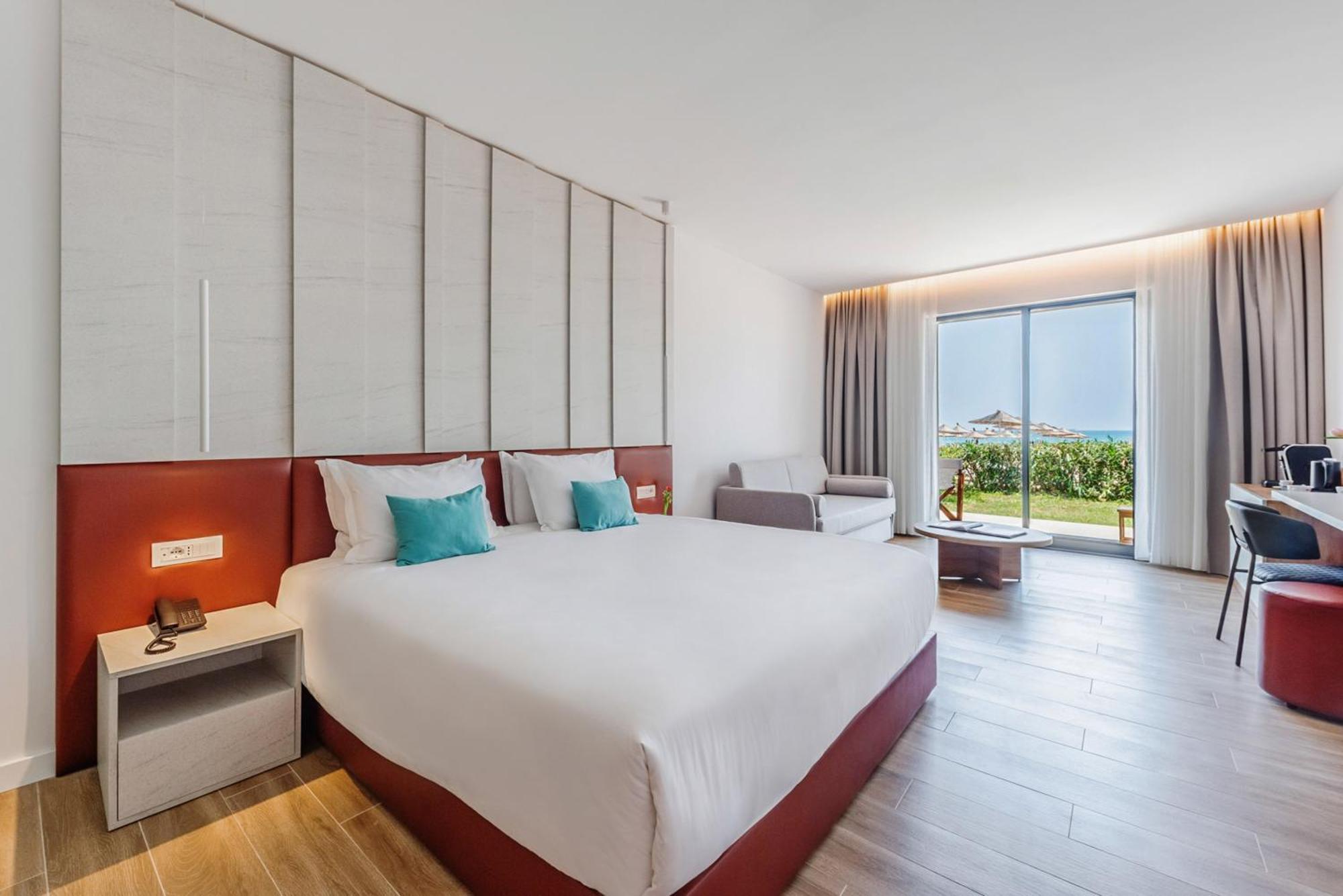 Sol Tropikal Durres Hotel Екстериор снимка